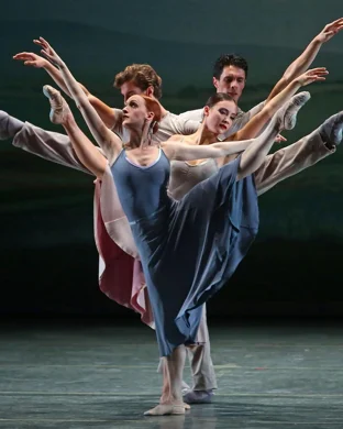 Grand Kyiv Ballet: Swan Lake - Symphony of Lights